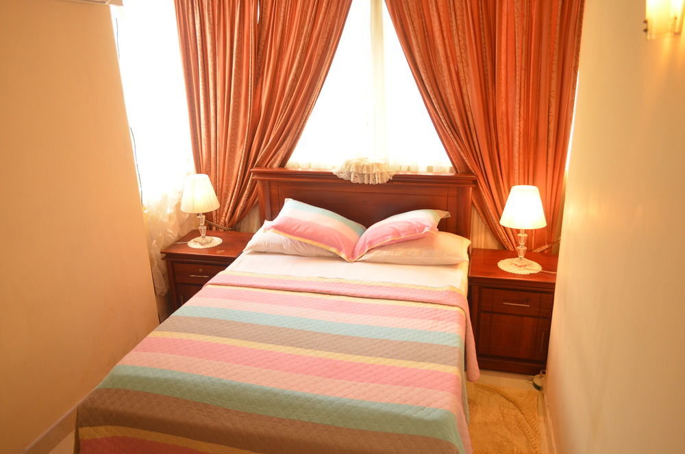 Apartmán Frangipani Dehiwala-Mount Lavinia Exteriér fotografie