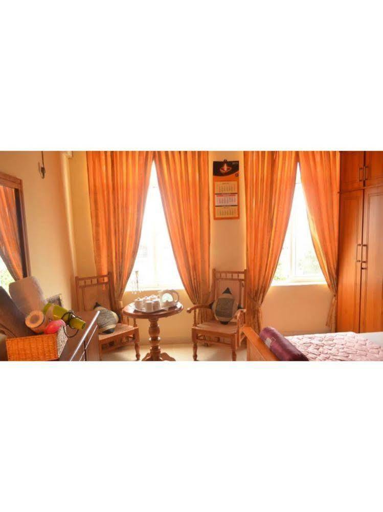 Apartmán Frangipani Dehiwala-Mount Lavinia Exteriér fotografie