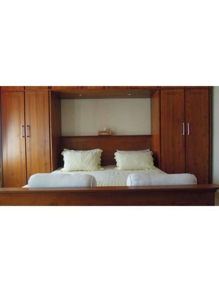Apartmán Frangipani Dehiwala-Mount Lavinia Exteriér fotografie